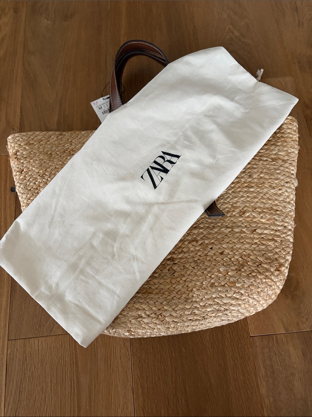 Zara Woven Straw Tote Bag with Brown Leather Handles - Picture 4 of 8
